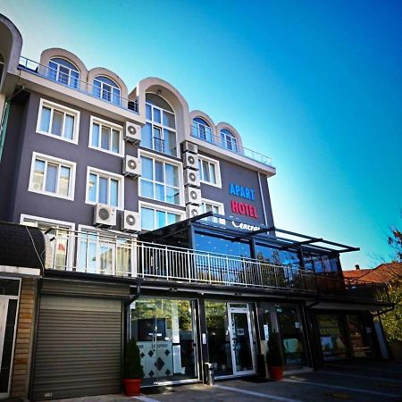 Apart Hotel Central Momchilgrad Eksteriør bilde